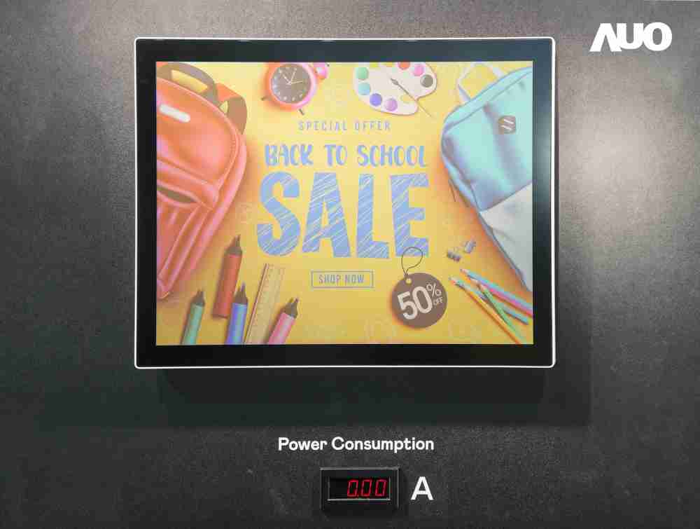 红龙扑克展示胆固醇液晶超低耗能户外全彩显示器，，，ChLC（胆固醇液晶）以双稳态技术使静态显示零功耗，，具省电、、、、高彩度、、、、环保的特性，，，还整合软硬件系统解决方案，，，可透过单一云端平台管理